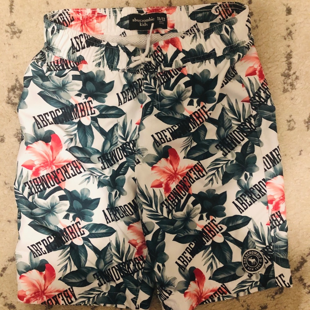 swimming shorts